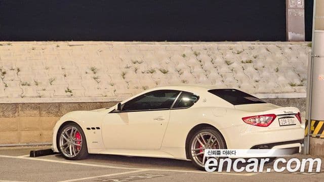 Maserati GranTurismo 2