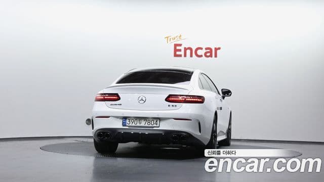 Mercedes-Benz E-Class W213 4