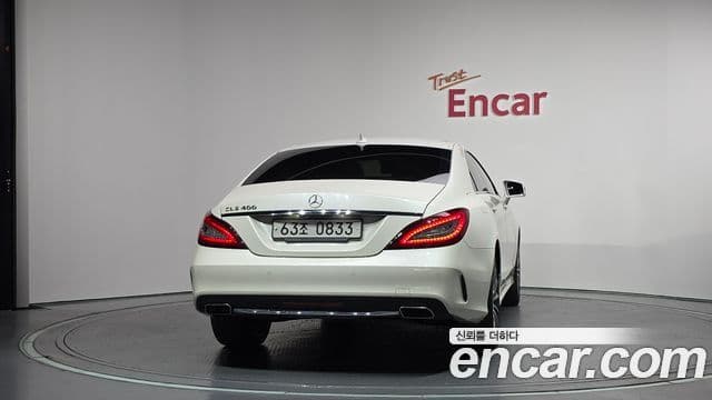 Mercedes-Benz CLS-Class W218 4