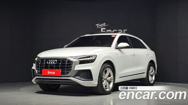Audi Q8 (4M)