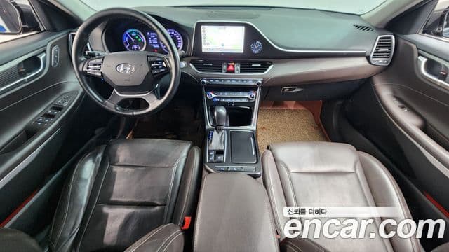 Hyundai Grandeur IG Hybrid