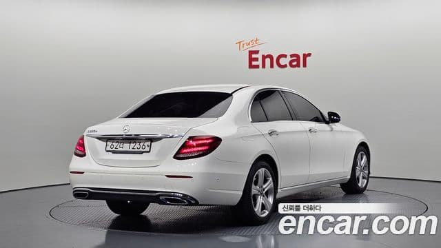 Mercedes-Benz E-Class W213 2
