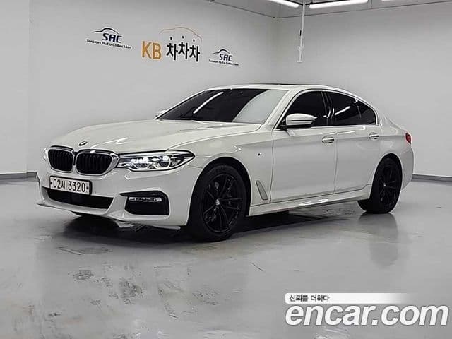 BMW 5 Series (G30)