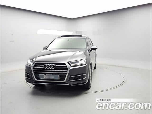 Audi Q7 (4M)