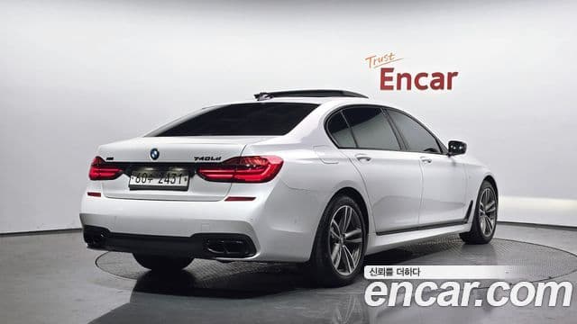 BMW 7 Series (G11) 2