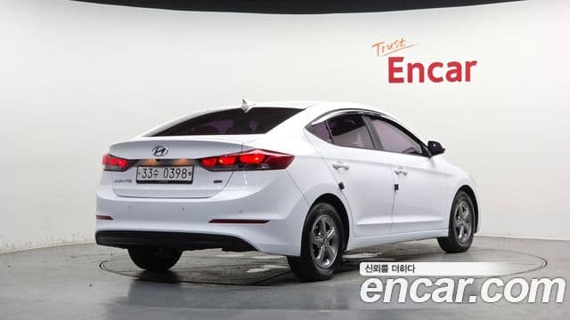 Hyundai Avante AD 2
