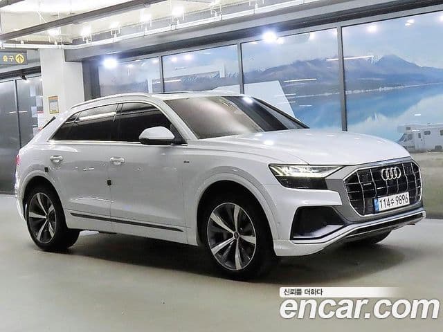 Audi Q8 (4M)