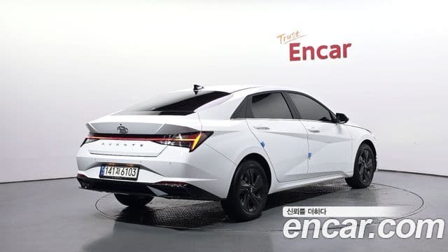 Hyundai Avante (CN7) 2