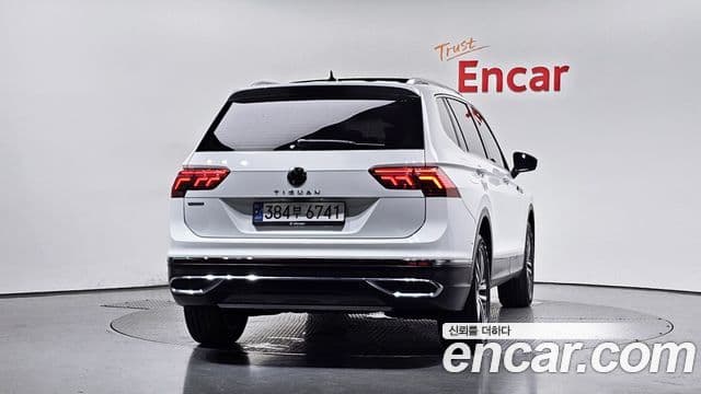 Volkswagen Tiguan Allspace 4