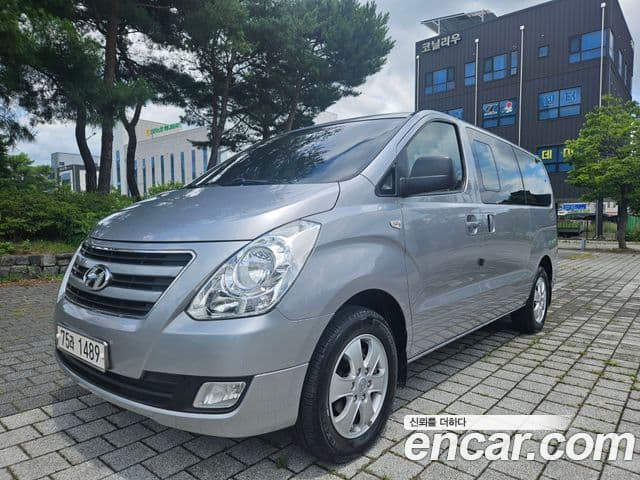 Hyundai Grand Starex