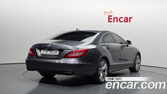 Mercedes-Benz CLS-Class W218 2