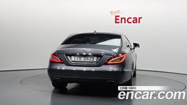 Mercedes-Benz CLS-Class W218 4