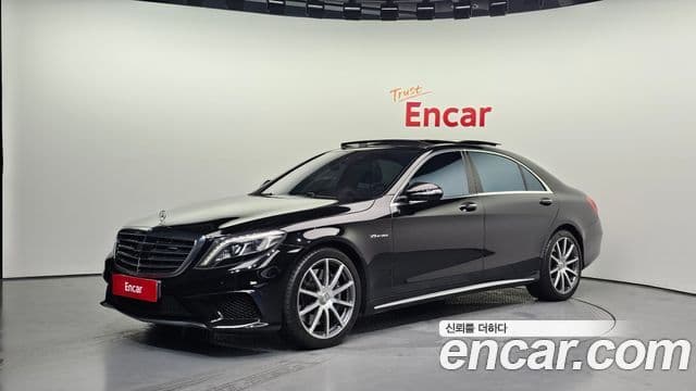 Mercedes-Benz S-Class W222