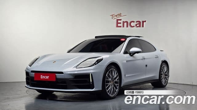 Porsche Panamera (976)