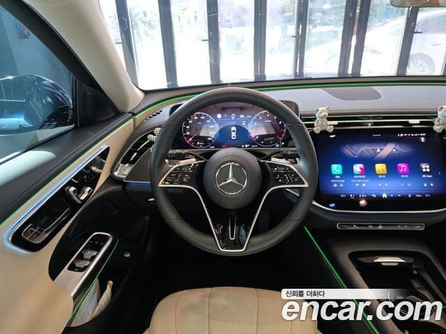 Mercedes-Benz E-Class W214 2