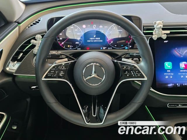 Mercedes-Benz E-Class W214 3
