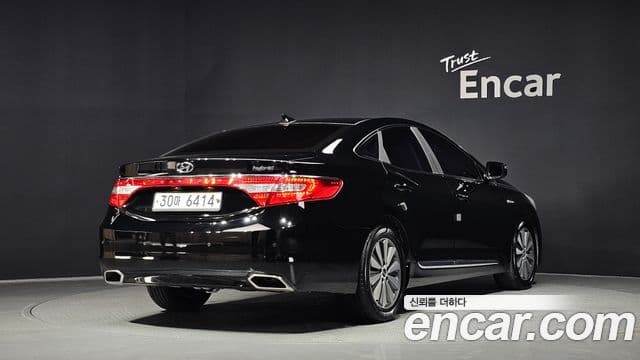 Hyundai Grandeur HG Hybrid 2