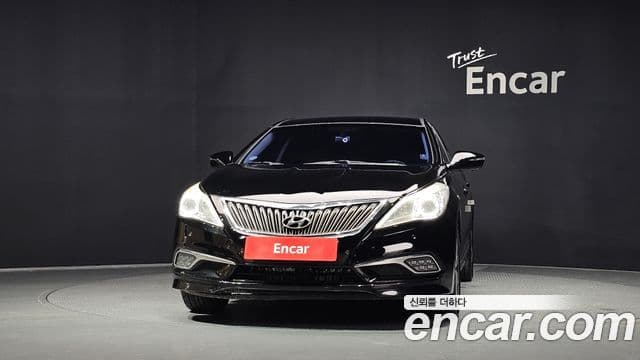Hyundai Grandeur HG Hybrid 3