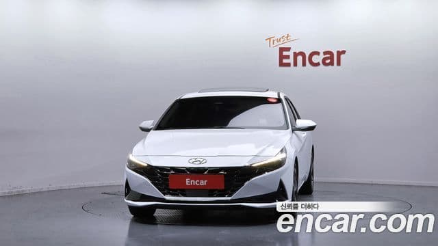 Hyundai Avante (CN7) 3