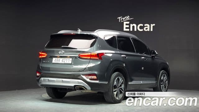 Hyundai Santa Fe TM 2