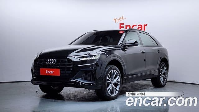 Audi Q8 (4M)