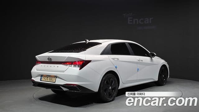 Hyundai Avante (CN7) 2