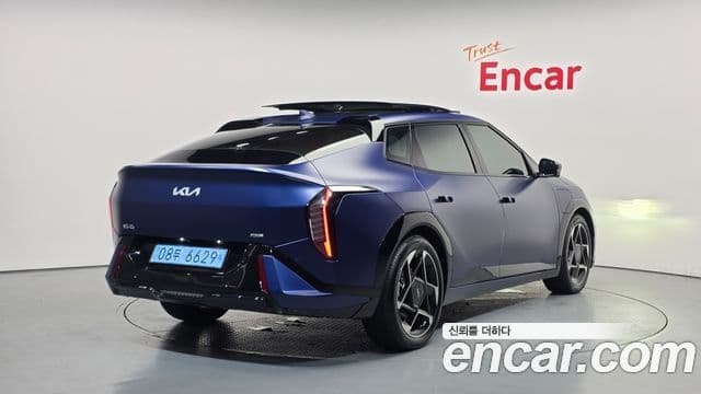 Kia EV4 2