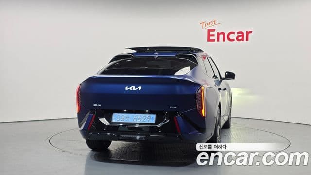 Kia EV4 4