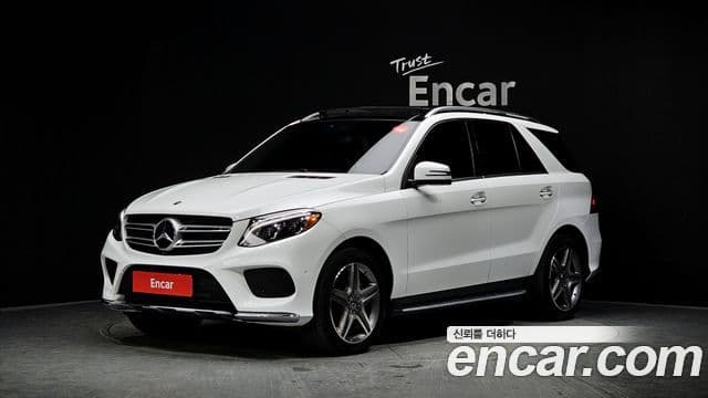 Mercedes-Benz GLE-Class W166