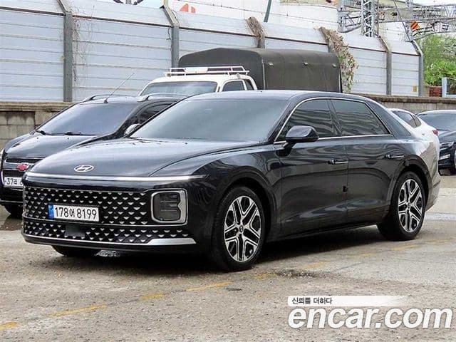 Hyundai Grandeur (GN7)