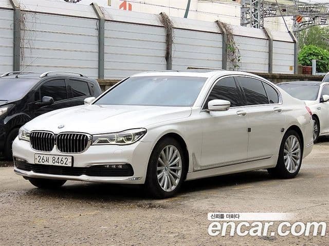 BMW 7 Series (G11)