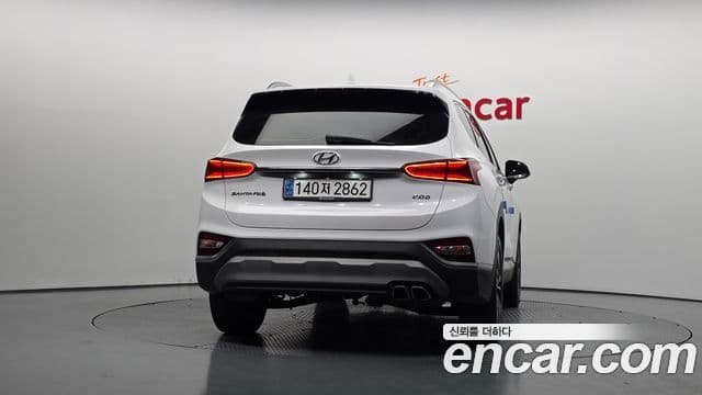 Hyundai Santa Fe TM 4