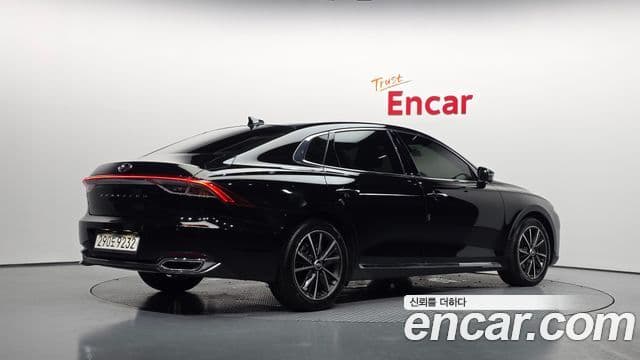 Hyundai The New Grandeur IG 2