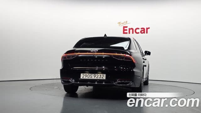 Hyundai The New Grandeur IG 4