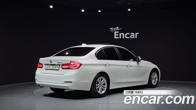 BMW 3 Series (F30) 2