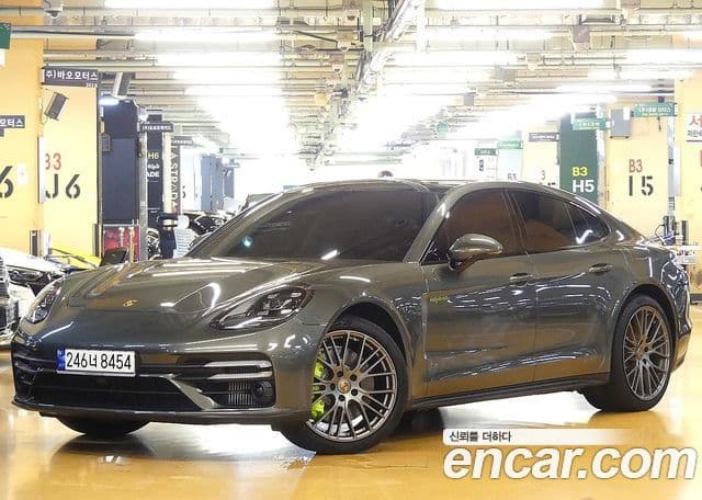 Porsche Panamera (971)