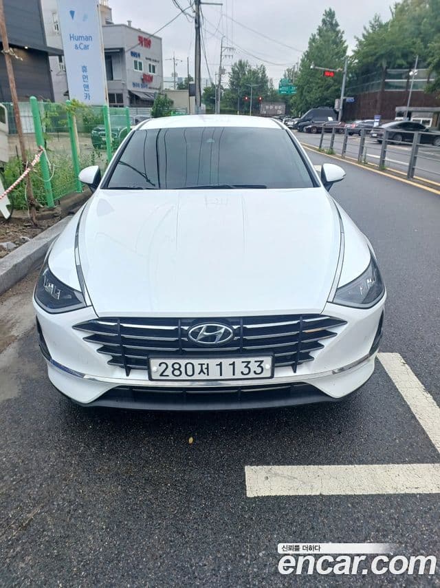 Hyundai Sonata (DN8)