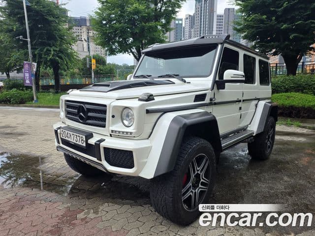 Mercedes-Benz G-Class W463