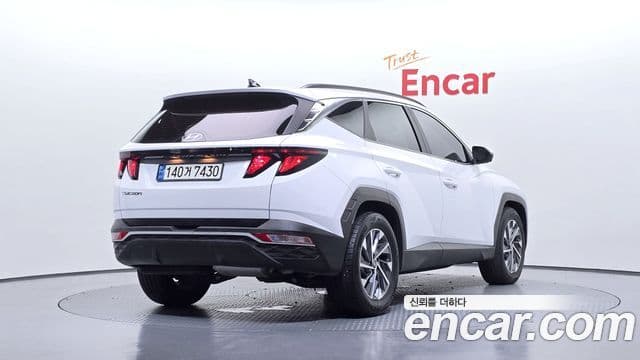 Hyundai Tucson (NX4) 2