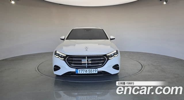 Mercedes-Benz E-Class W214