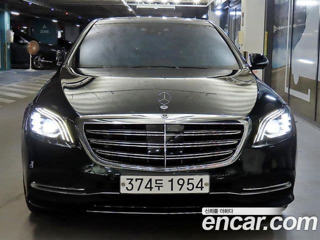 Mercedes-Benz S-Class W222