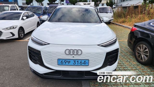 Audi Q6 e-tron (GF)