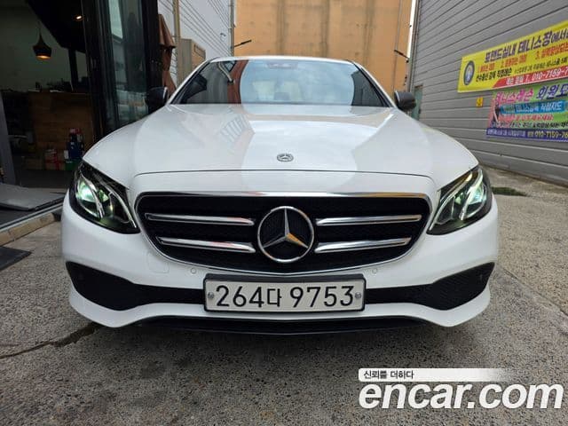 Mercedes-Benz E-Class W213