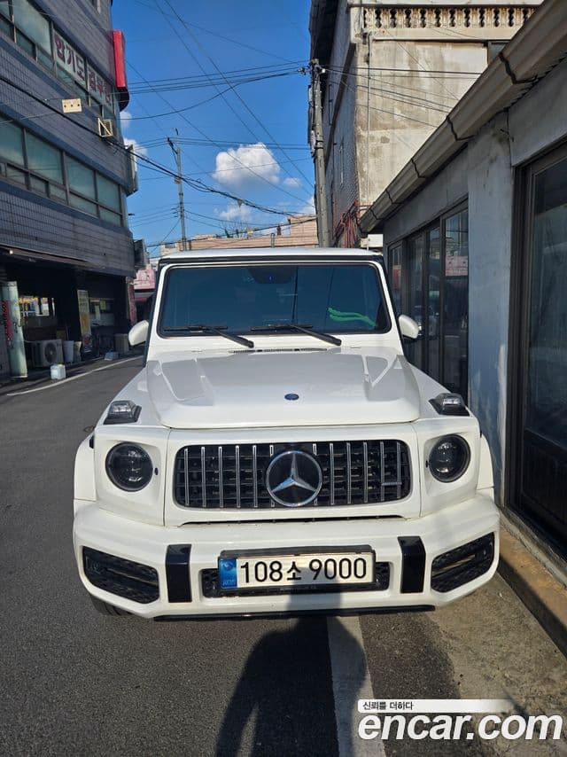 Mercedes-Benz G-Class W463