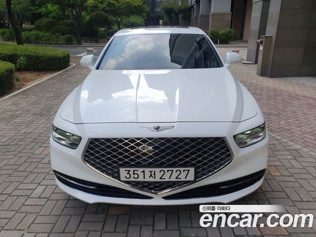 Genesis G90