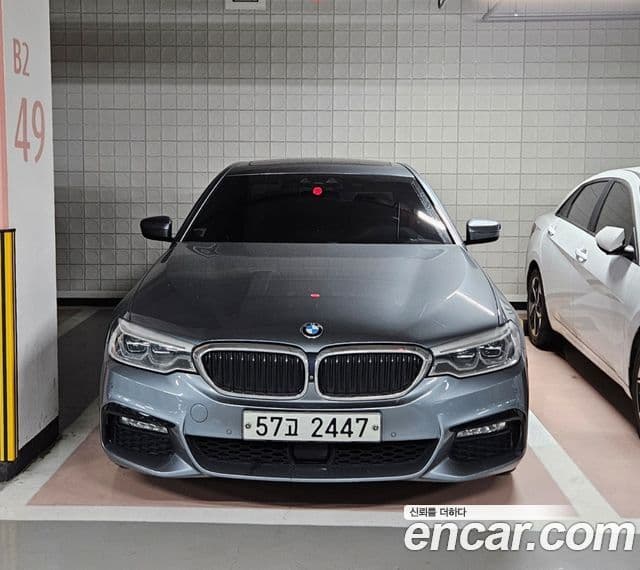 BMW 5 Series (G30)