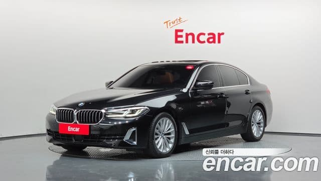 BMW 5 Series (G30)