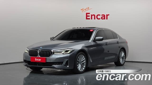 BMW 5 Series (G30)