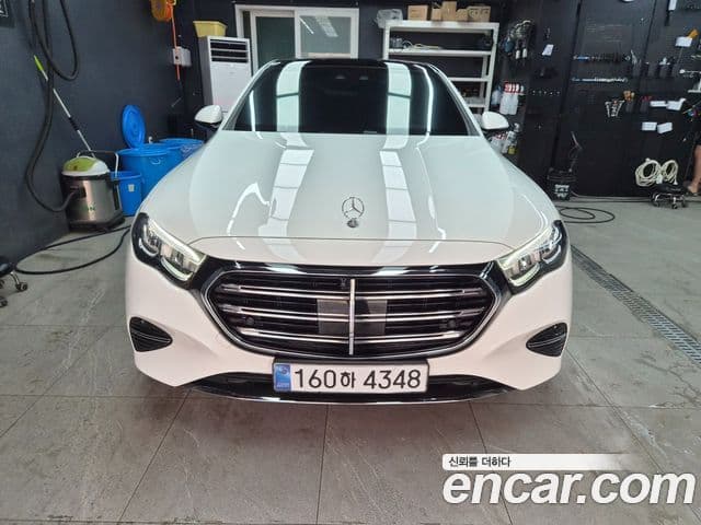 Mercedes-Benz E-Class W214