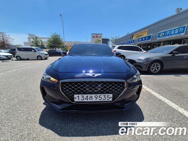 Genesis G70